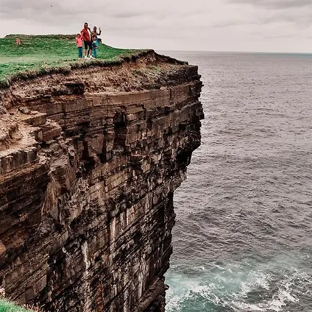 فندق Belleek Castle, بالينا