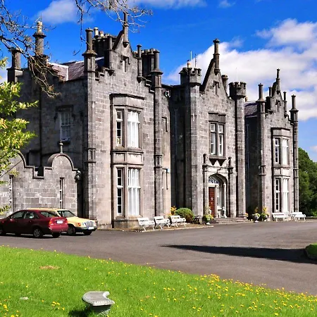 Belleek Castle, Hotel