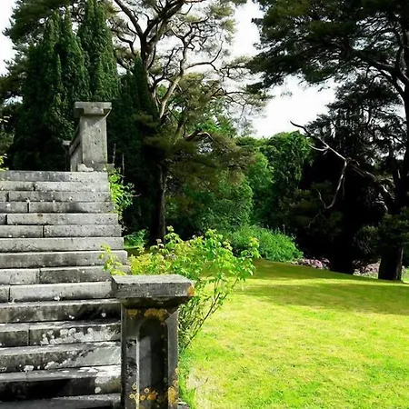 Belleek Castle,