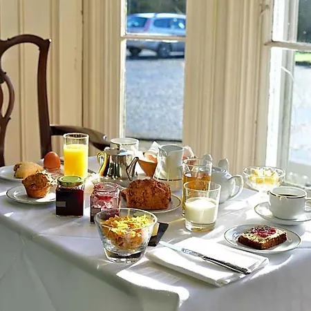 Belleek Castle, 4*